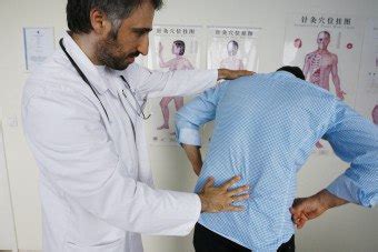 мануална терапия за остеохондроза на гърба